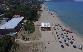 Residence Le Palme - Appartamenti sul mare - Spiaggia tra Palinuro e Caprioli